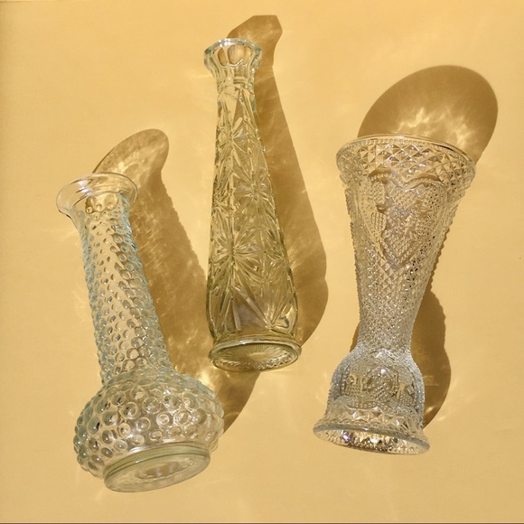 Vintage ❉ Embossed Glass Vase Trio - Picture 6 of 11